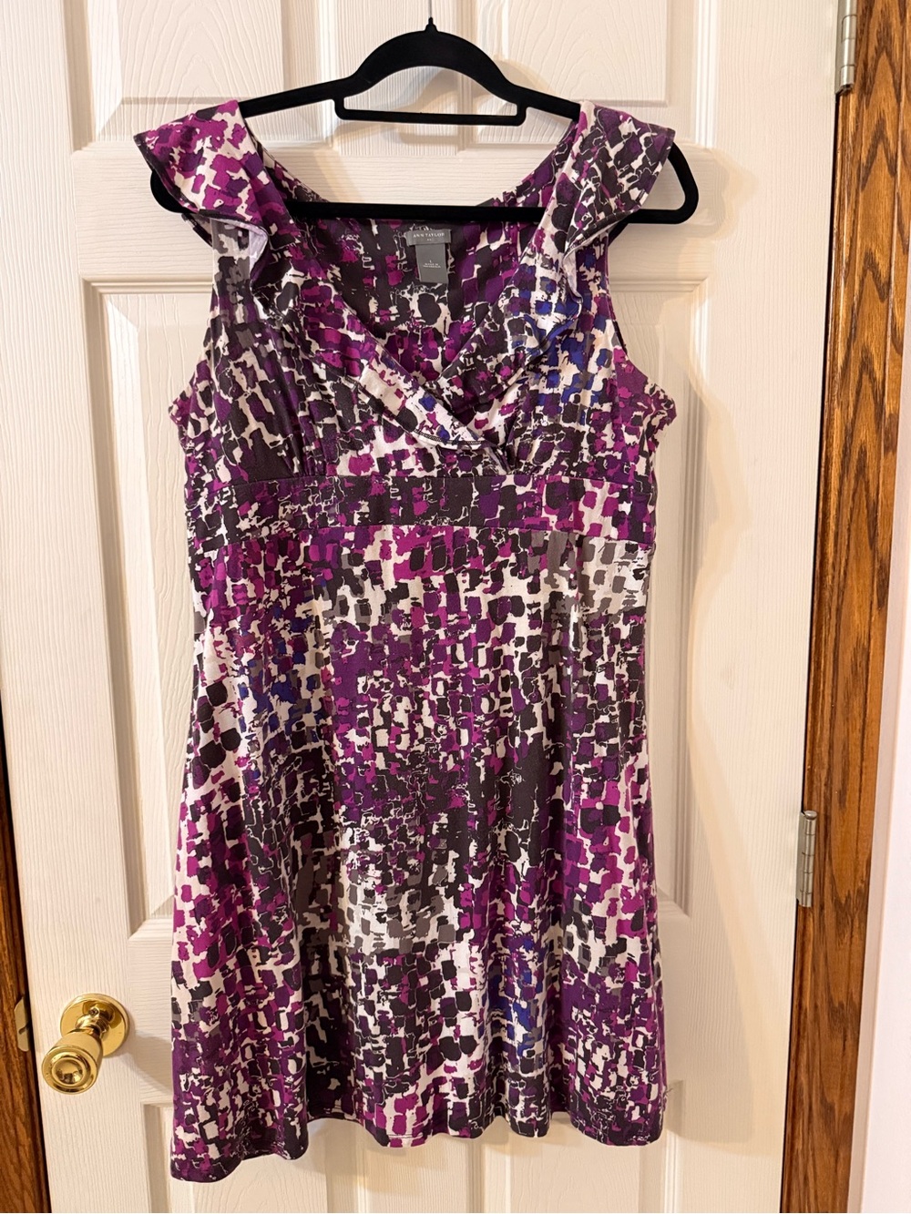Ann Taylor Purple and White Printed Ruffle Cap-Sleeve V-Neck Dress